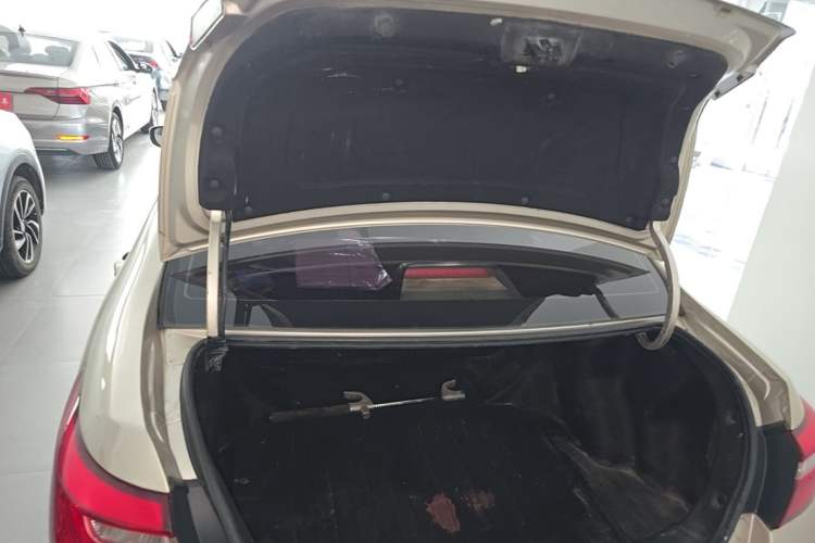Used Geely Auto Vision 2018 1.5L Automatic Prestige Model Trunk