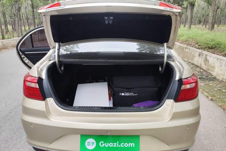 Used Geely Auto Vision 2018 1.5L Automatic Happiness Edition Trunk