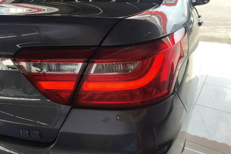 Used Geely Auto Vision 2018 1.5L Automatic Happiness Edition Exterior 3