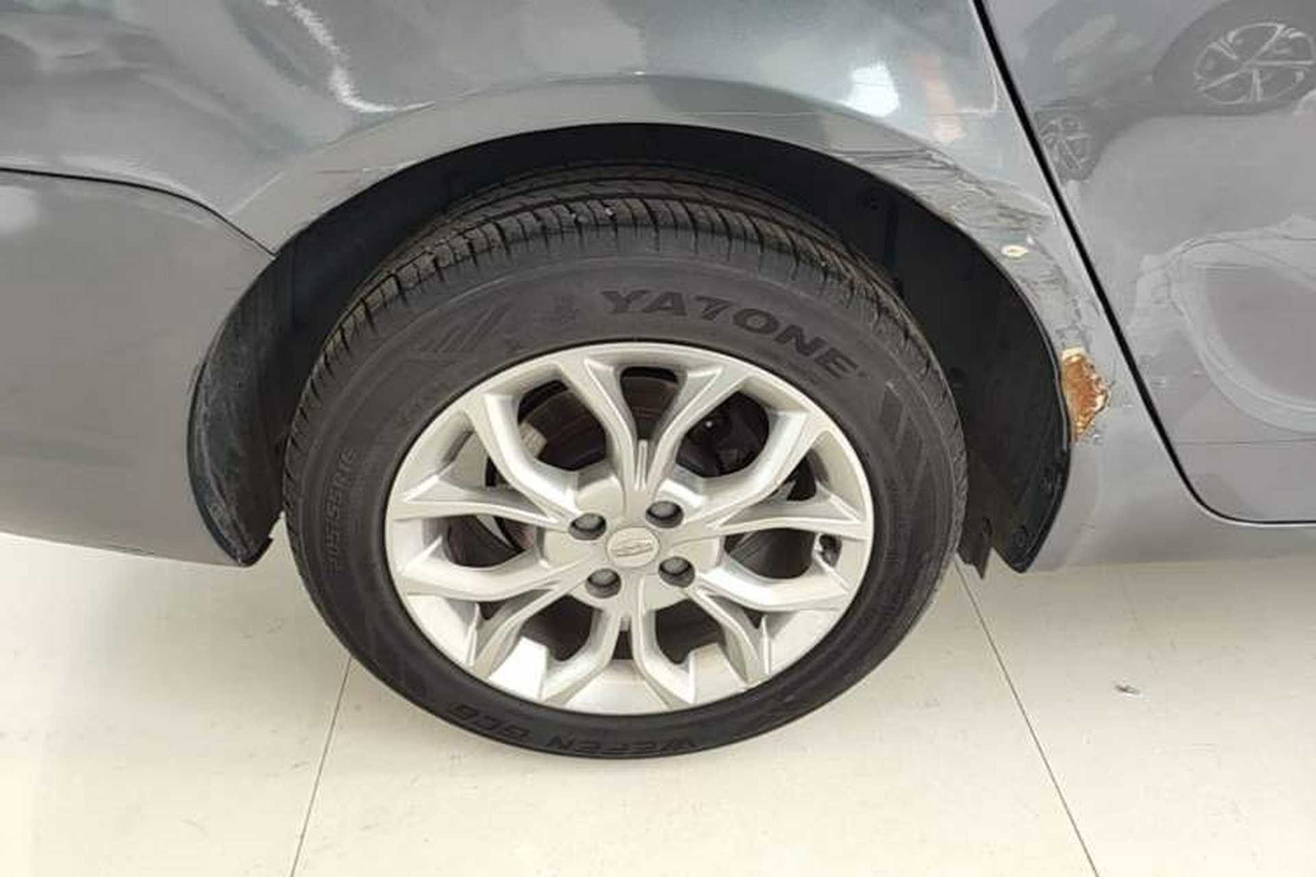Used Geely Auto Vision 2018 1.5L Manual Happiness Edition Exterior 5