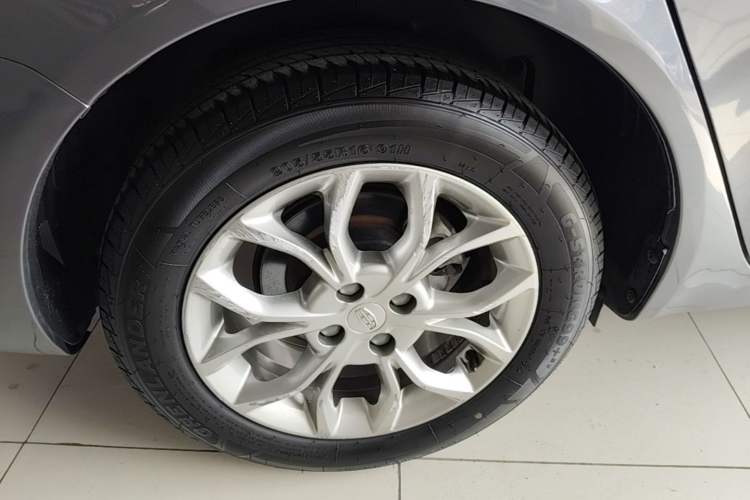 Used Geely Auto Vision 2018 1.5L Automatic Happiness Edition Exterior 5