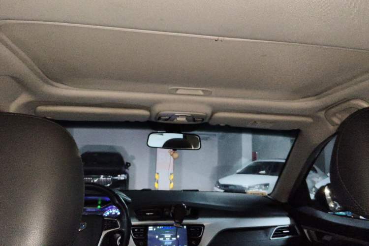 Used Geely Auto Vision 2018 1.5L Automatic Happiness Edition Headliner