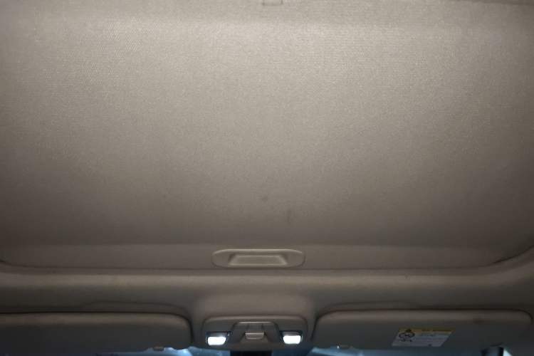 Used Geely Auto Vision 2018 1.5L Automatic Happiness Edition Headliner