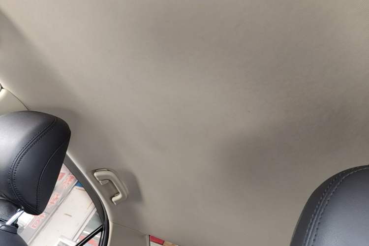 Used Geely Auto Vision 2018 1.5L Automatic Happiness Edition Headliner