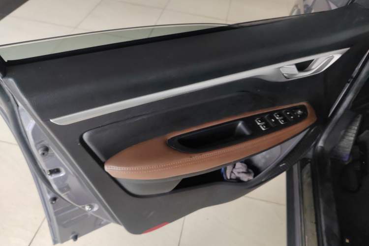 Used Geely Auto Vision 2018 1.5L Automatic Prestige Model Interior 3