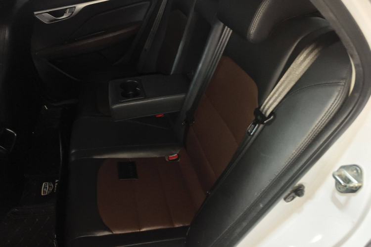 Used Geely Auto Vision 2018 1.5L Automatic Happiness Edition Interior 4