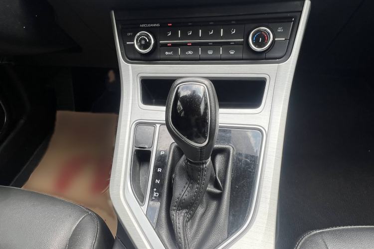 Used Geely Auto Vision 2018 1.5L Automatic Prestige Model Interior 8