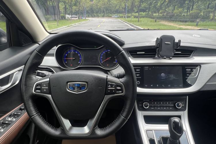 Used Geely Auto Vision 2018 1.5L Automatic Prestige Model Interior 9