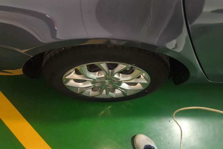 Used Geely Auto Vision 2018 1.5L Manual Happiness Edition Right Rear Wheel Hub