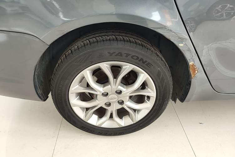 Used Geely Auto Vision 2018 1.5L Manual Happiness Edition Right Rear Wheel Hub