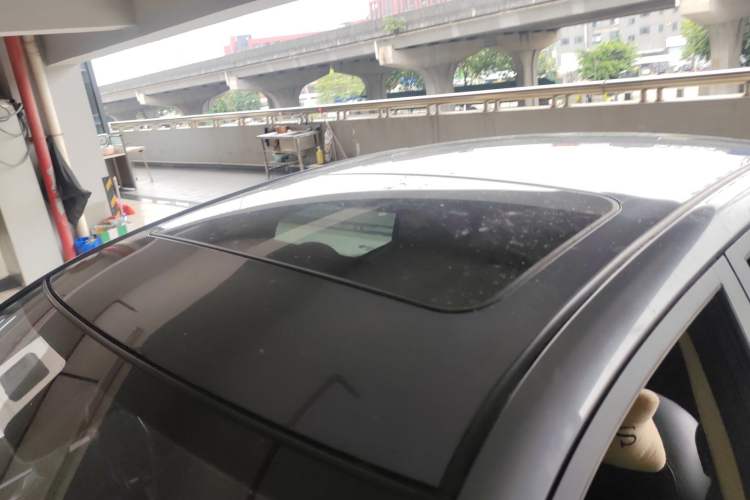 Used Geely Auto Vision 2018 1.5L Automatic Prestige Model Roof