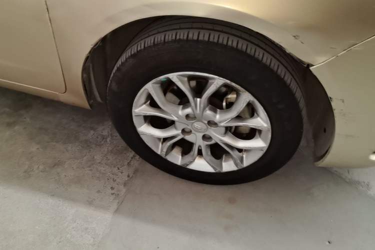 Used Geely Auto Vision 2018 1.5L Automatic Prestige Model Right Front Wheel Hub