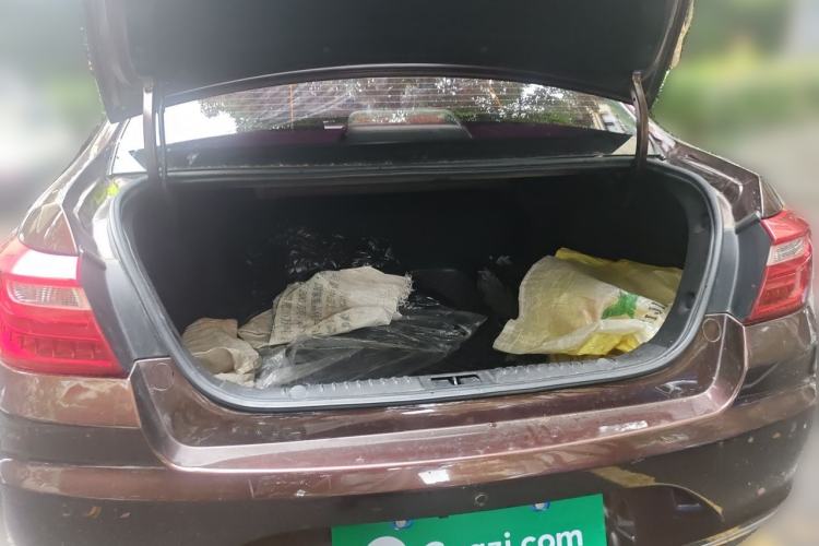 Used Geely Auto Vision 2018 1.5L Manual Happiness Edition Trunk