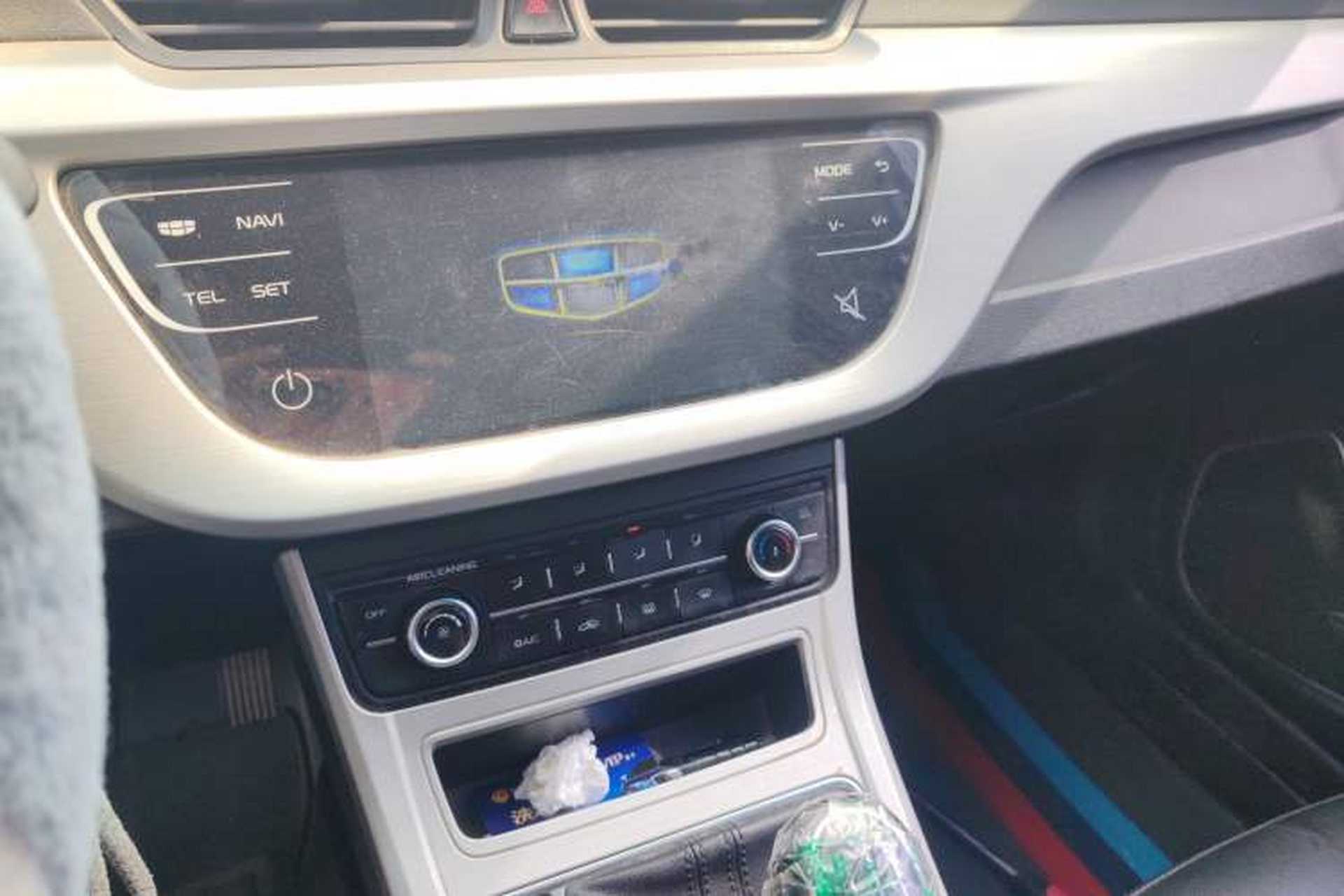 Used Geely Auto Vision 2018 1.5L Manual Happiness Edition Audio And AC Panel