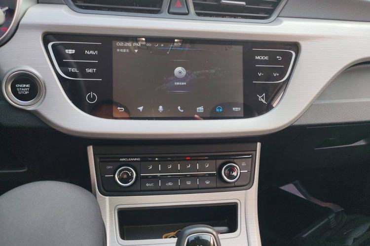 Used Geely Auto Vision 2018 1.5L Automatic Happiness Edition Audio And AC Panel