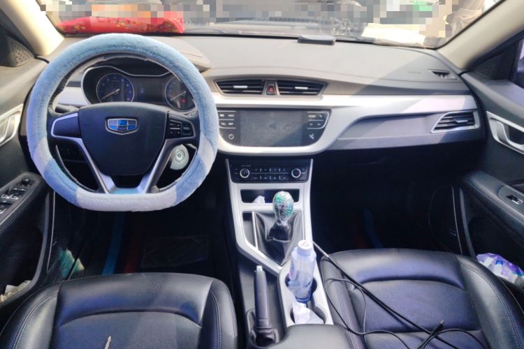 Used Geely Auto Vision 2018 1.5L Manual Happiness Edition Center Console