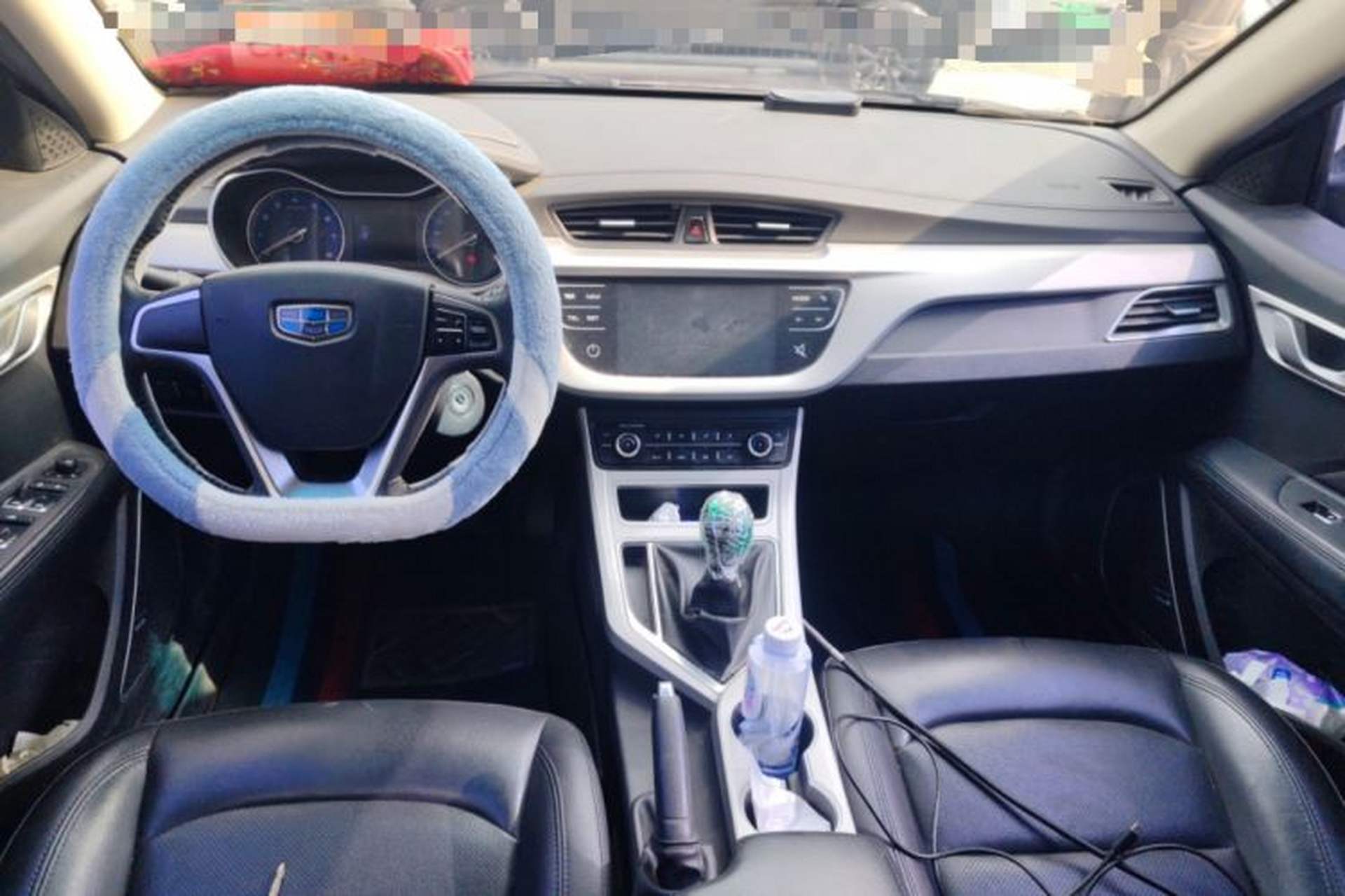 Used Geely Auto Vision 2018 1.5L Manual Happiness Edition Center Console