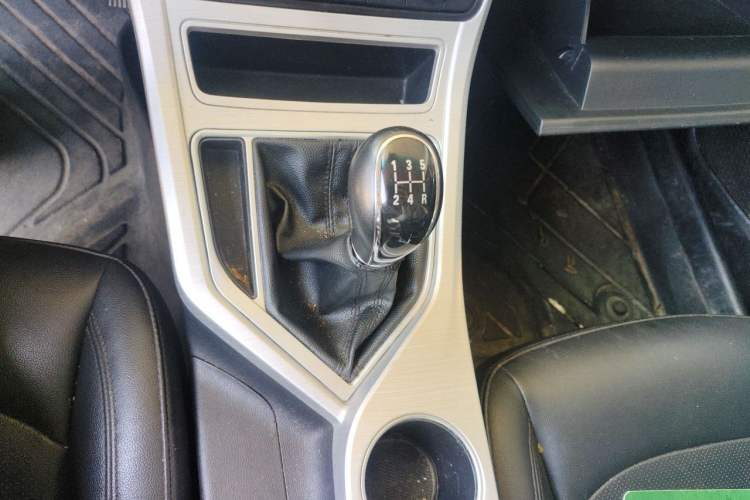 Used Geely Auto Vision 2018 1.5L Manual Happiness Edition Gear Lever