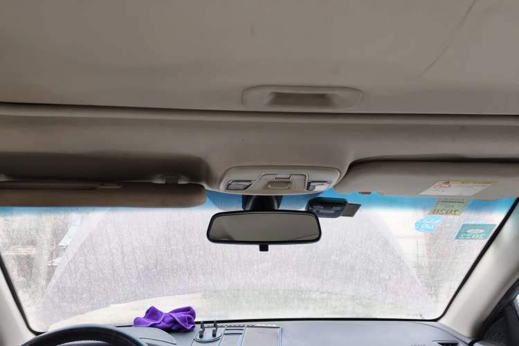 Used Geely Auto Vision 2018 1.5L Manual Happiness Edition Headliner