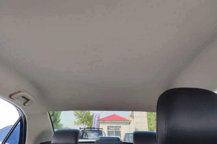 Used Geely Auto Vision 2018 1.5L Automatic Happiness Edition Headliner