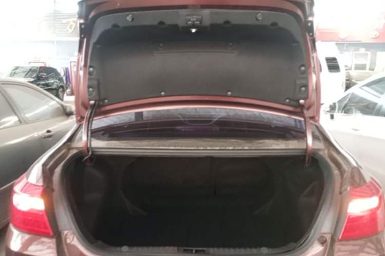 Used Geely Auto Vision 2018 1.5L Manual Happiness Edition Trunk