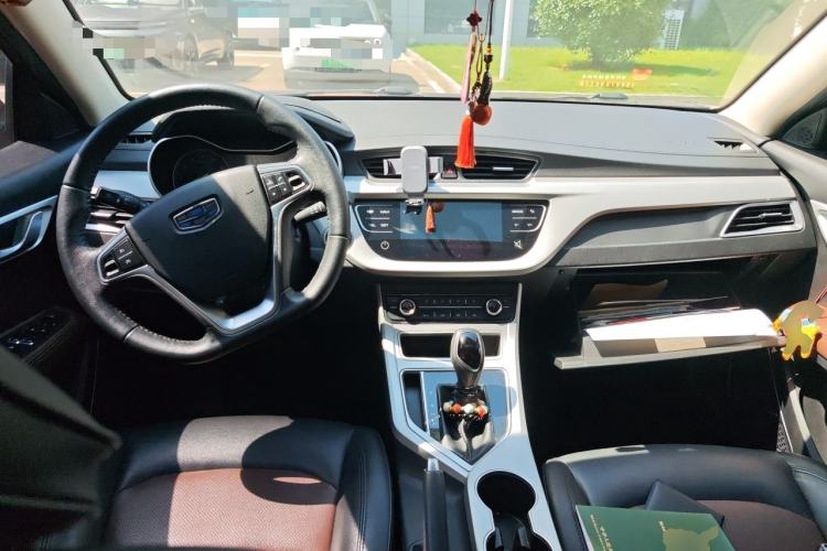Used Geely Auto Vision 2018 1.5L Automatic Prestige Model Center Console