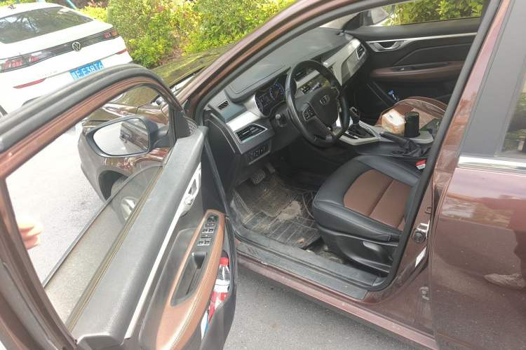 Used Geely Auto Vision 2018 1.5L Automatic Happiness Edition Driver Seat