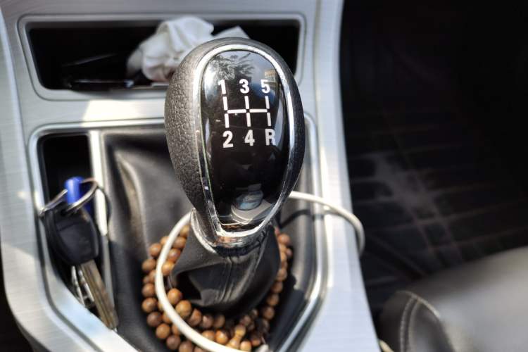 Used Geely Auto Vision 2018 1.5L Manual Happiness Edition Gear Lever