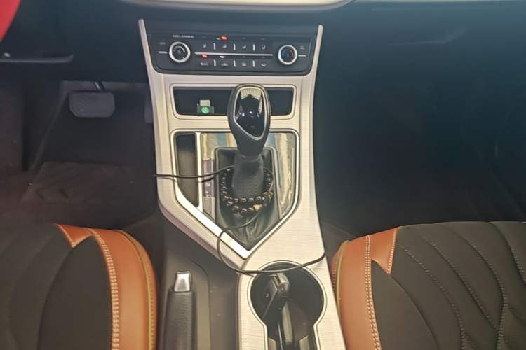 Used Geely Auto Vision 2018 1.5L Automatic Happiness Edition Gear Lever