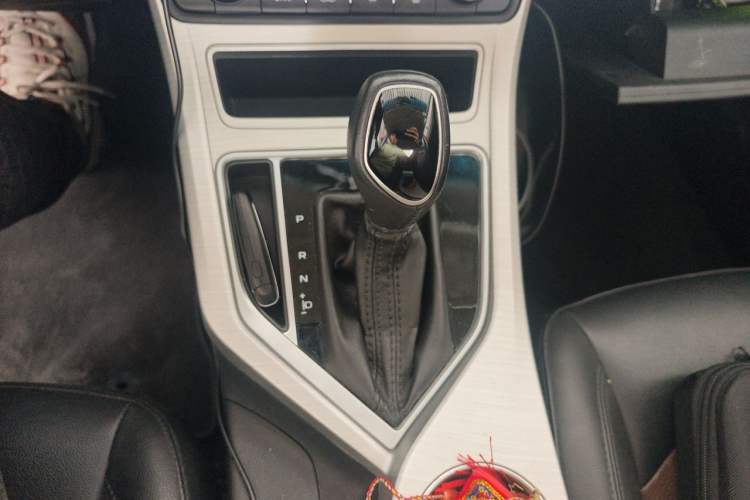 Used Geely Auto Vision 2018 1.5L Automatic Happiness Edition Gear Lever
