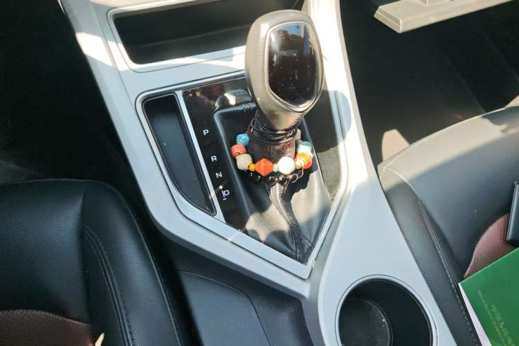 Used Geely Auto Vision 2018 1.5L Automatic Prestige Model Gear Lever