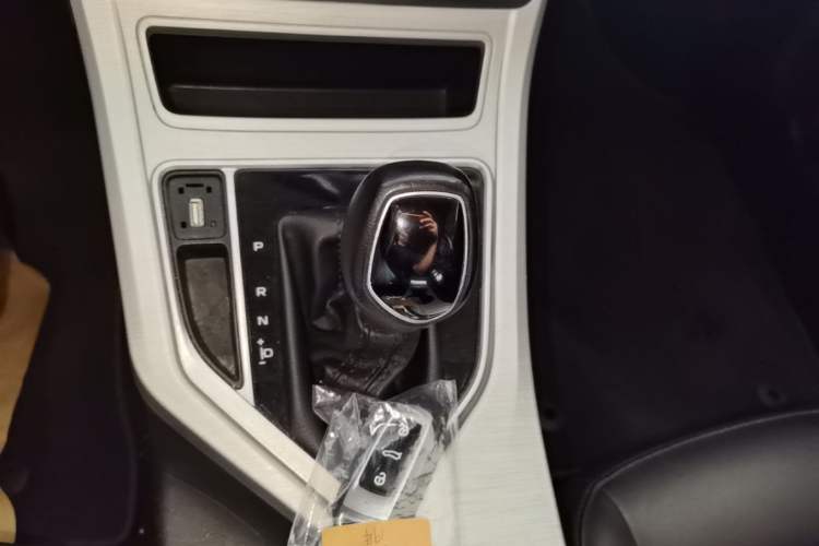 Used Geely Auto Vision 2018 1.5L Automatic Happiness Edition Gear Lever
