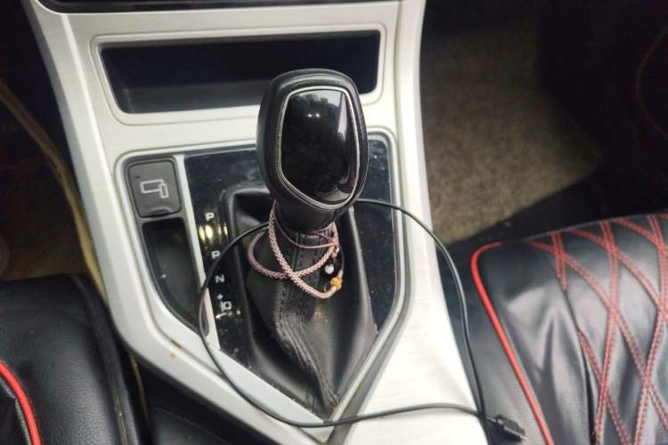 Used Geely Auto Vision 2018 1.5L Automatic Prestige Model Gear Lever