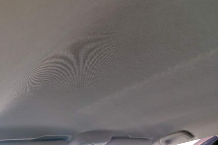 Used Geely Auto Vision 2018 1.5L Manual Happiness Edition Headliner
