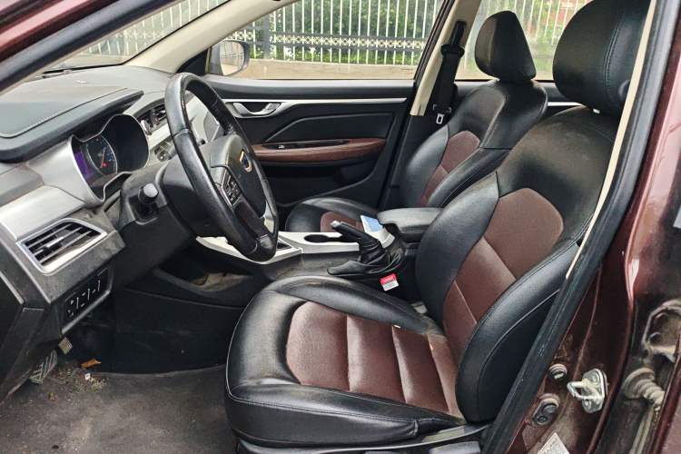 Used Geely Auto Vision 2018 1.5L Automatic Happiness Edition Left Front Seat