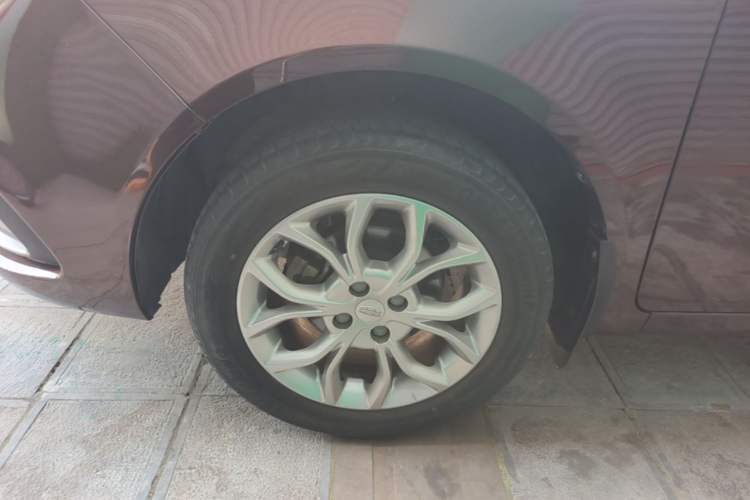 Used Geely Auto Vision 2018 1.5L Manual Happiness Edition Left Front Wheel Hub