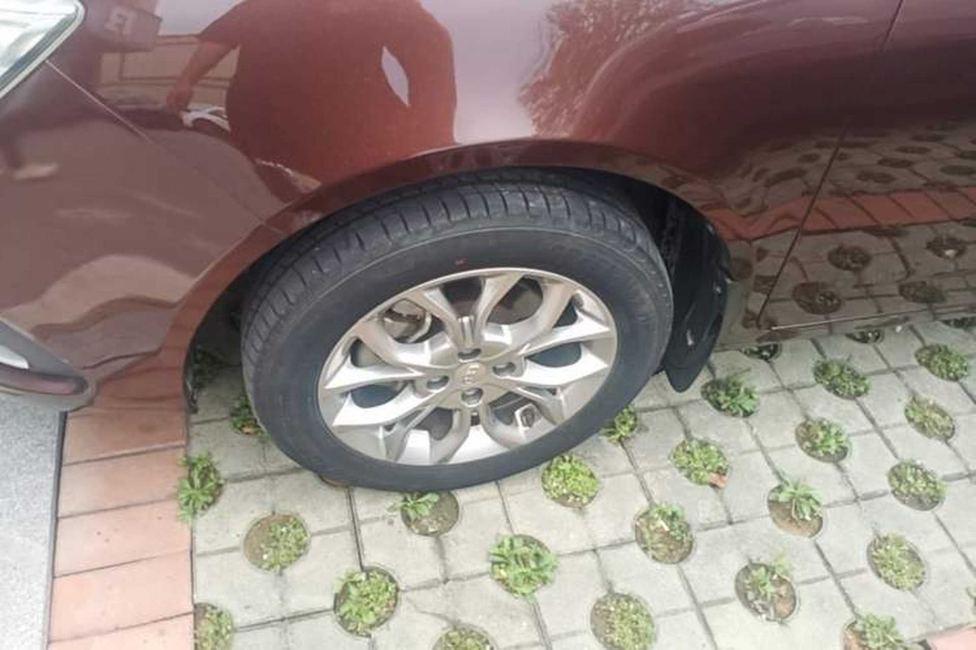 Used Geely Auto Vision 2018 1.5L Automatic Happiness Edition Left Front Wheel Hub