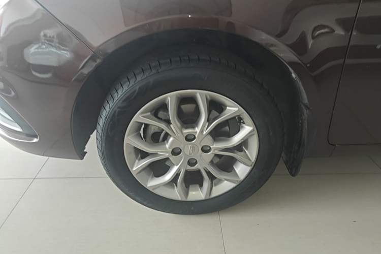 Used Geely Auto Vision 2018 1.5L Automatic Happiness Edition Left Front Wheel Hub