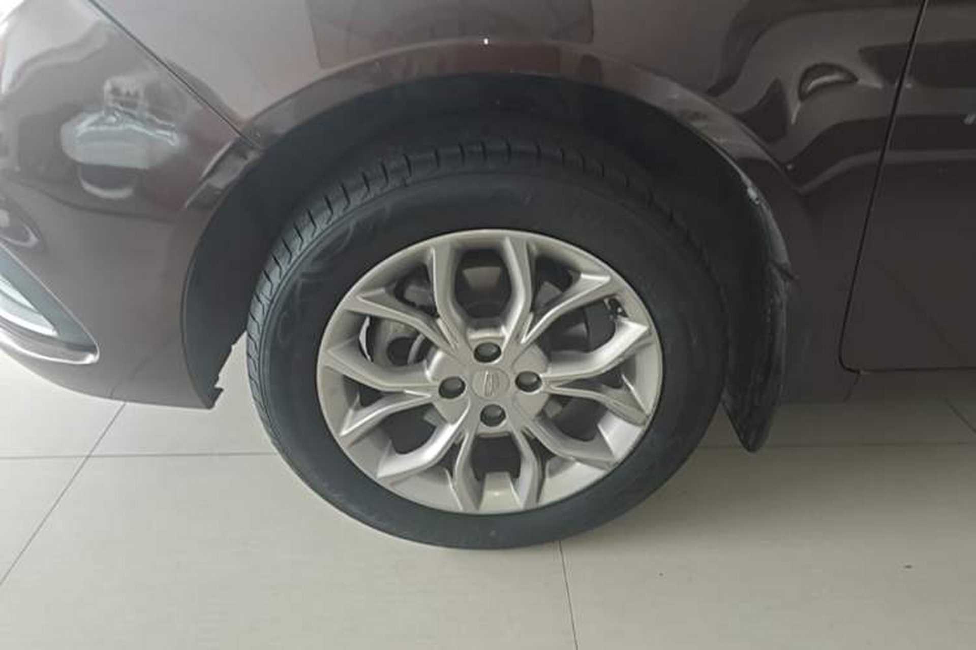 Used Geely Auto Vision 2018 1.5L Automatic Happiness Edition Left Front Wheel Hub