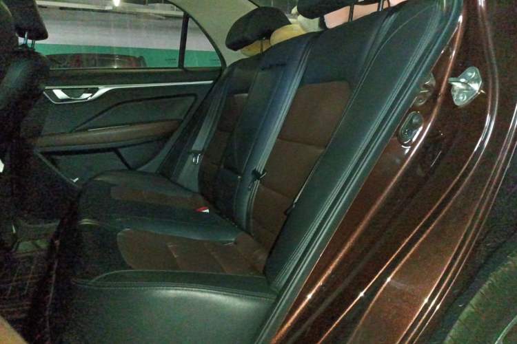 Used Geely Auto Vision 2018 1.5L Automatic Happiness Edition Left Rear Seat
