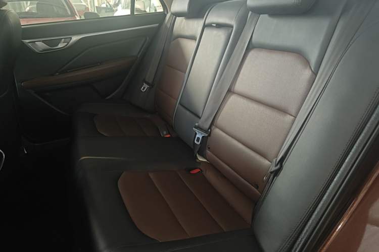Used Geely Auto Vision 2018 1.5L Automatic Happiness Edition Left Rear Seat