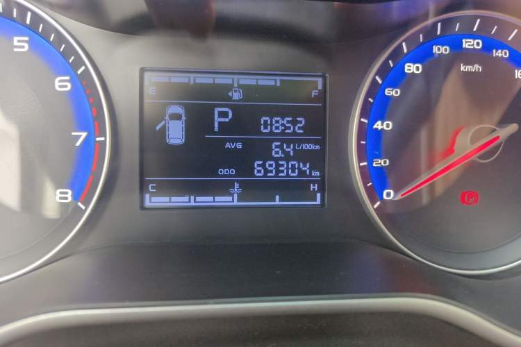 Used Geely Auto Vision 2018 1.5L Automatic Happiness Edition Odometer Close Up