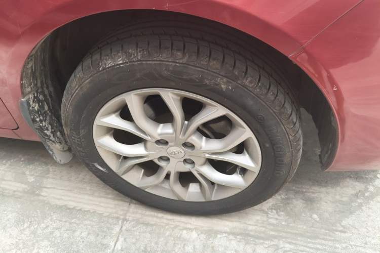 Used Geely Auto Vision 2018 1.5L Automatic Prestige Model Right Front Wheel Hub