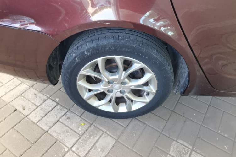 Used Geely Auto Vision 2018 1.5L Manual Happiness Edition Right Rear Wheel Hub