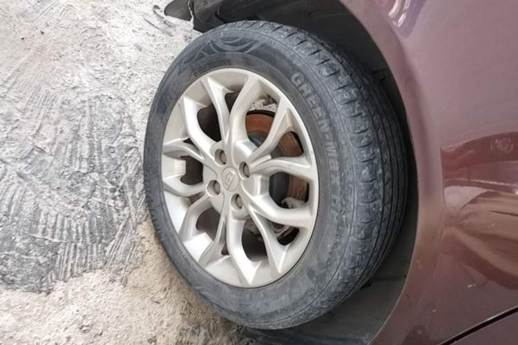 Used Geely Auto Vision 2018 1.5L Manual Happiness Edition Right Rear Wheel Hub