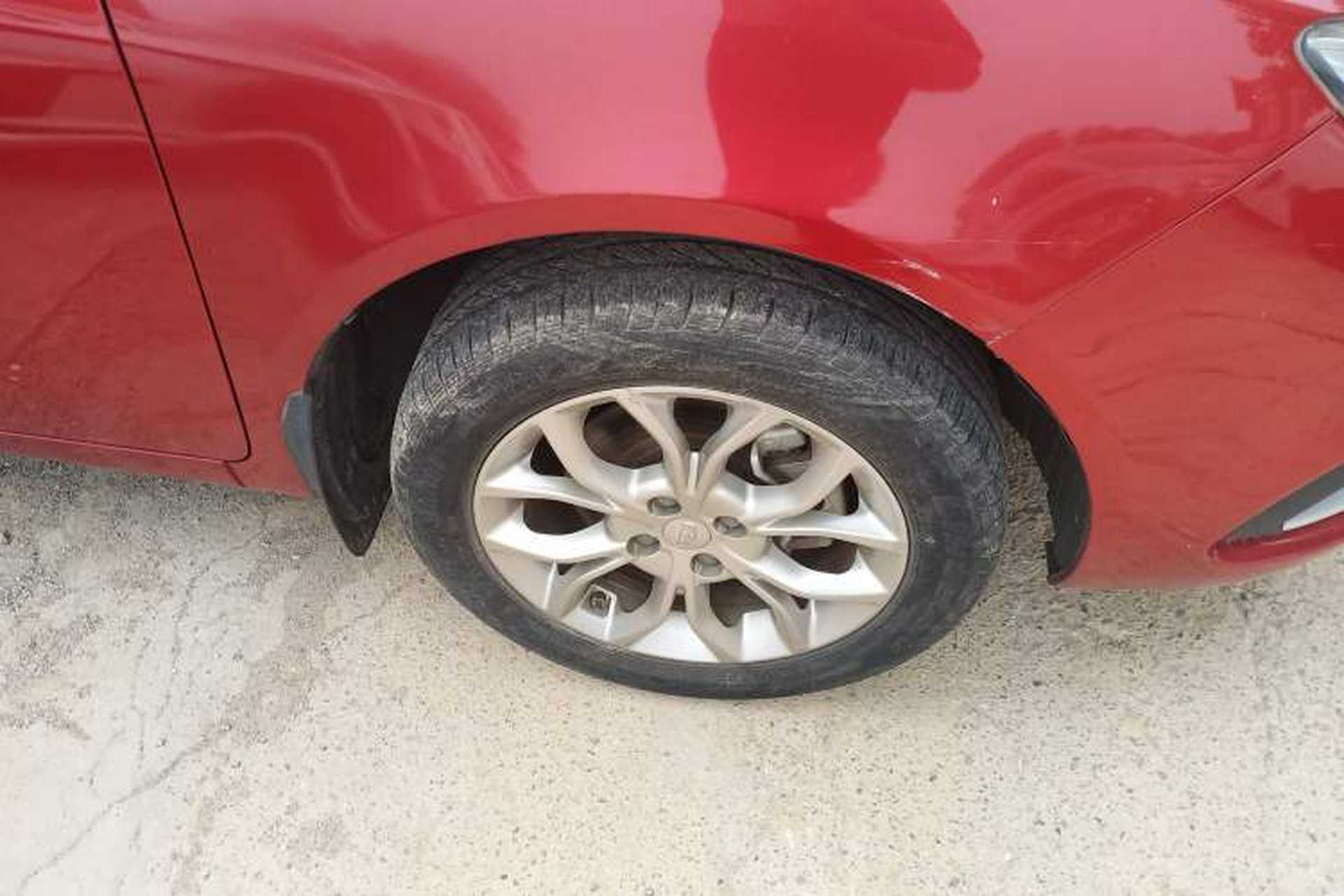 Used Geely Auto Vision 2018 1.5L Automatic Prestige Model Right Rear Wheel Hub