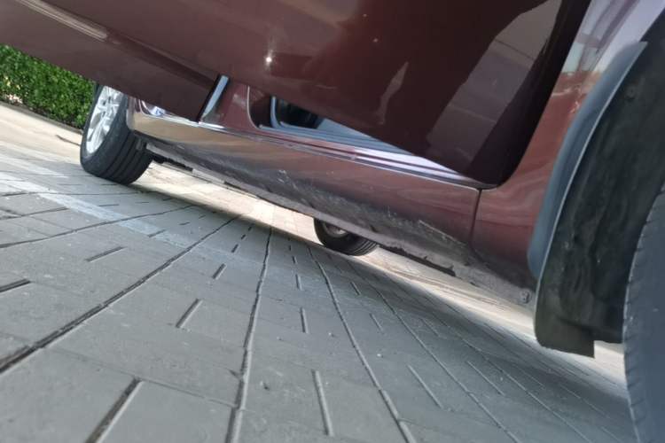 Used Geely Auto Vision 2018 1.5L Manual Happiness Edition Right Side Sill