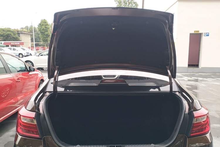 Used Geely Auto Vision 2018 1.5L Automatic Prestige Model Trunk