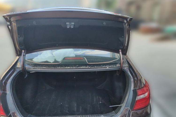Used Geely Auto Vision 2018 1.5L Manual Happiness Edition Trunk