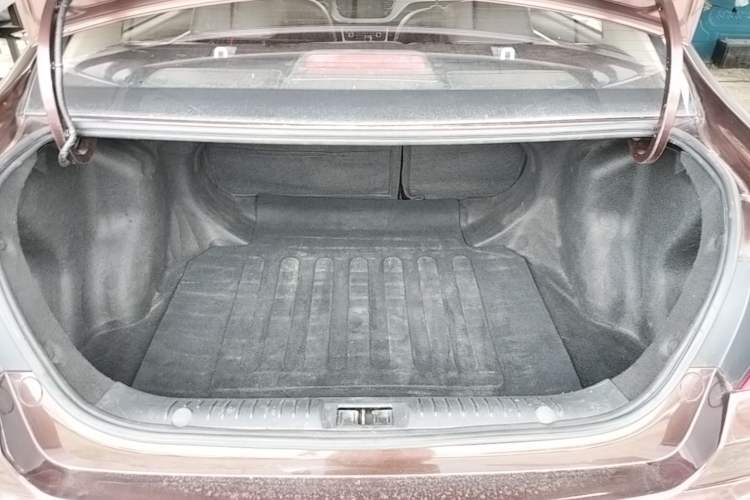Used Geely Auto Vision 2018 1.5L Manual Happiness Edition Trunk